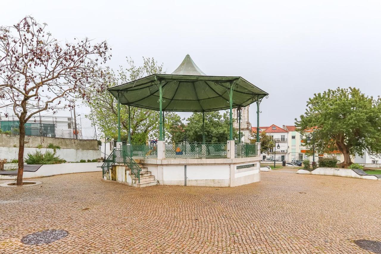 אלמאדה Vita Portucale ! Cacilhas River View מראה חיצוני תמונה